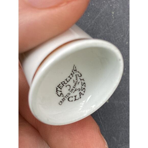 Sterling Classic Brooks & Bentley Gentle Majesty Penguin with Pup Figurine - Picture 3 of 3